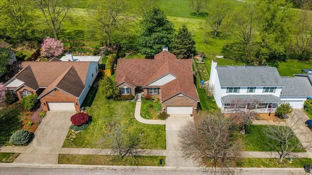2945 Summerfield Drive Lexington KY 40511
