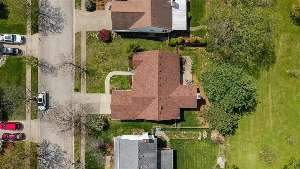 2945 Summerfield Drive Lexington KY 40511
