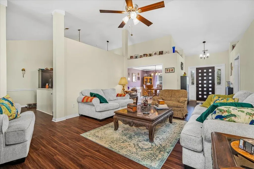 2945 Summerfield Drive Lexington KY 40511