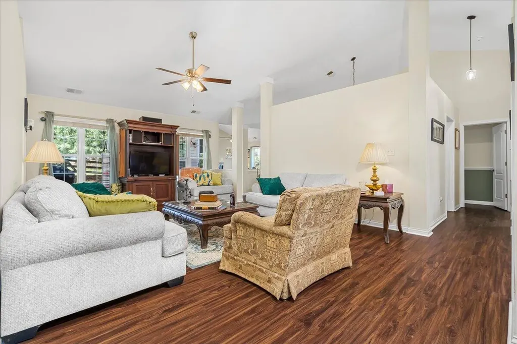2945 Summerfield Drive Lexington KY 40511