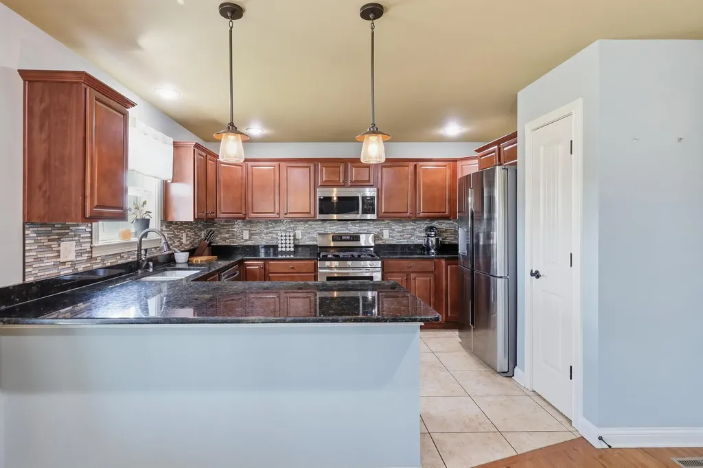 329 Sydney Way Richmond KY 40475