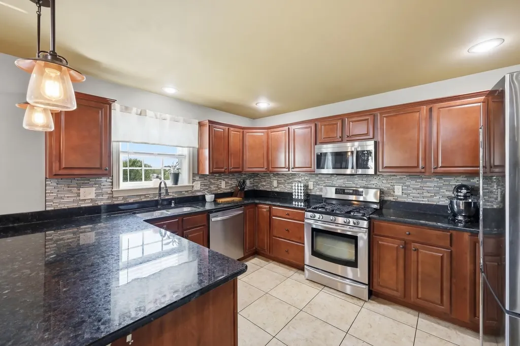 329 Sydney Way Richmond KY 40475