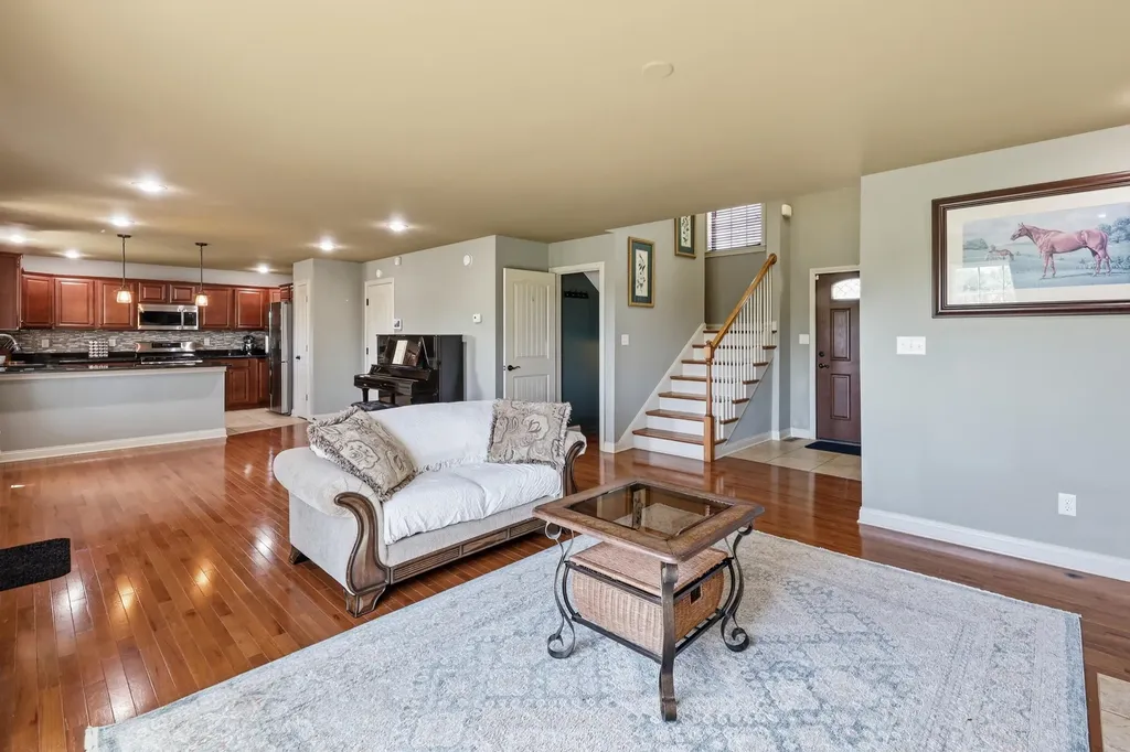 329 Sydney Way Richmond KY 40475
