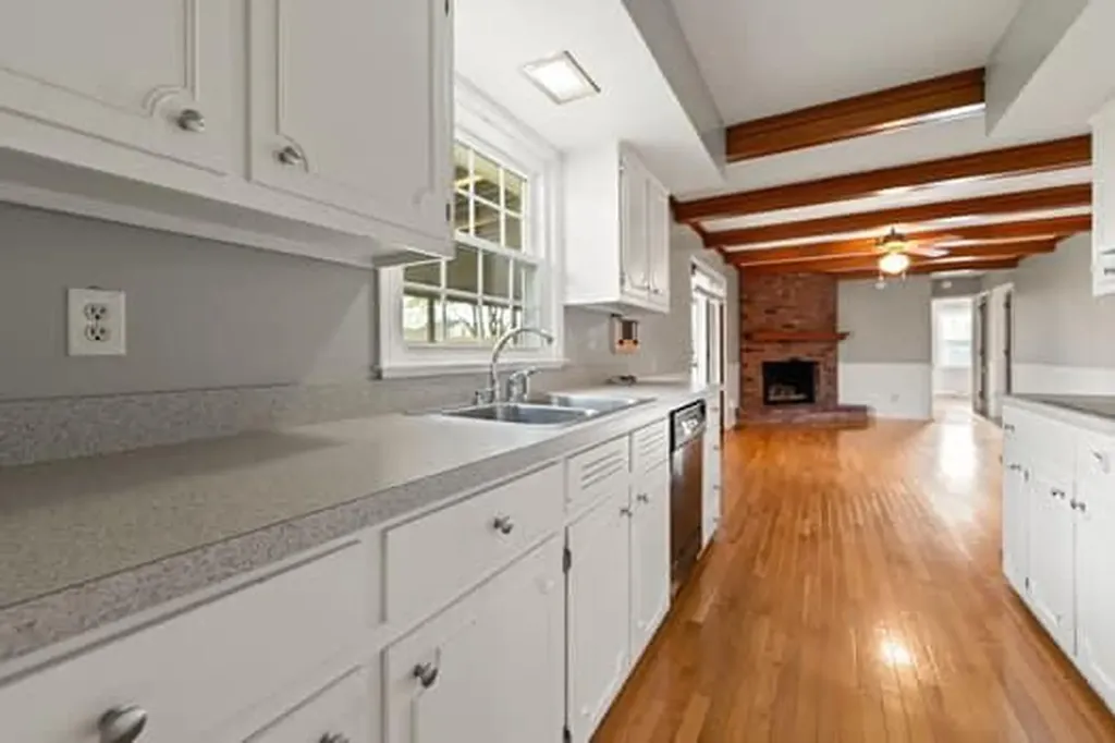 101 Holly Hill Circle Nicholasville KY 40356