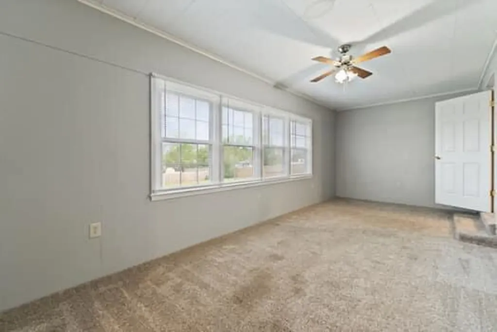 101 Holly Hill Circle Nicholasville KY 40356