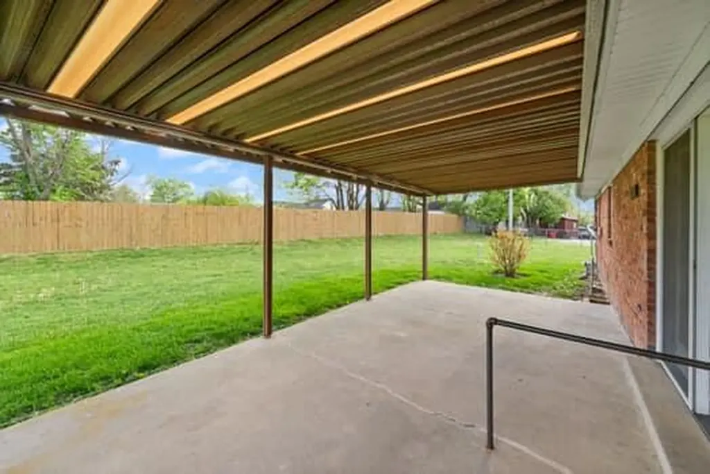 101 Holly Hill Circle Nicholasville KY 40356