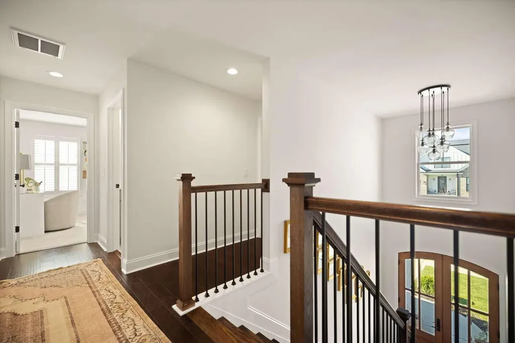 1925 Tidewater Flat Lexington KY 40509