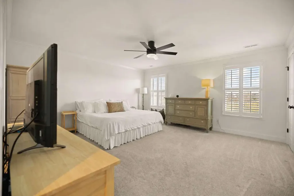 1925 Tidewater Flat Lexington KY 40509