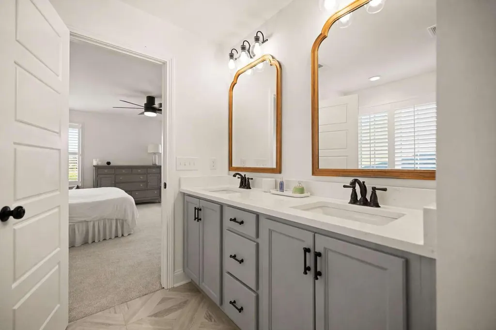 1925 Tidewater Flat Lexington KY 40509