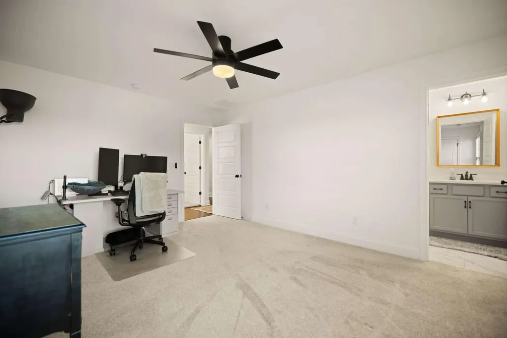 1925 Tidewater Flat Lexington KY 40509