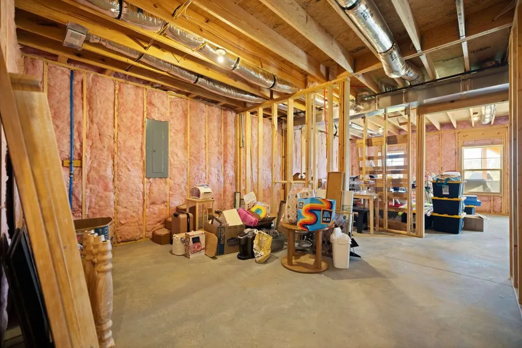 1925 Tidewater Flat Lexington KY 40509