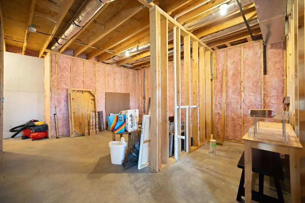 1925 Tidewater Flat Lexington KY 40509