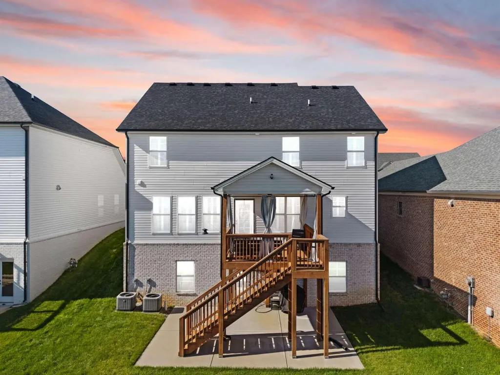 1925 Tidewater Flat Lexington KY 40509