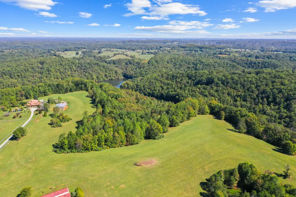 9999 Cabin Creek Road Drive London KY 40741
