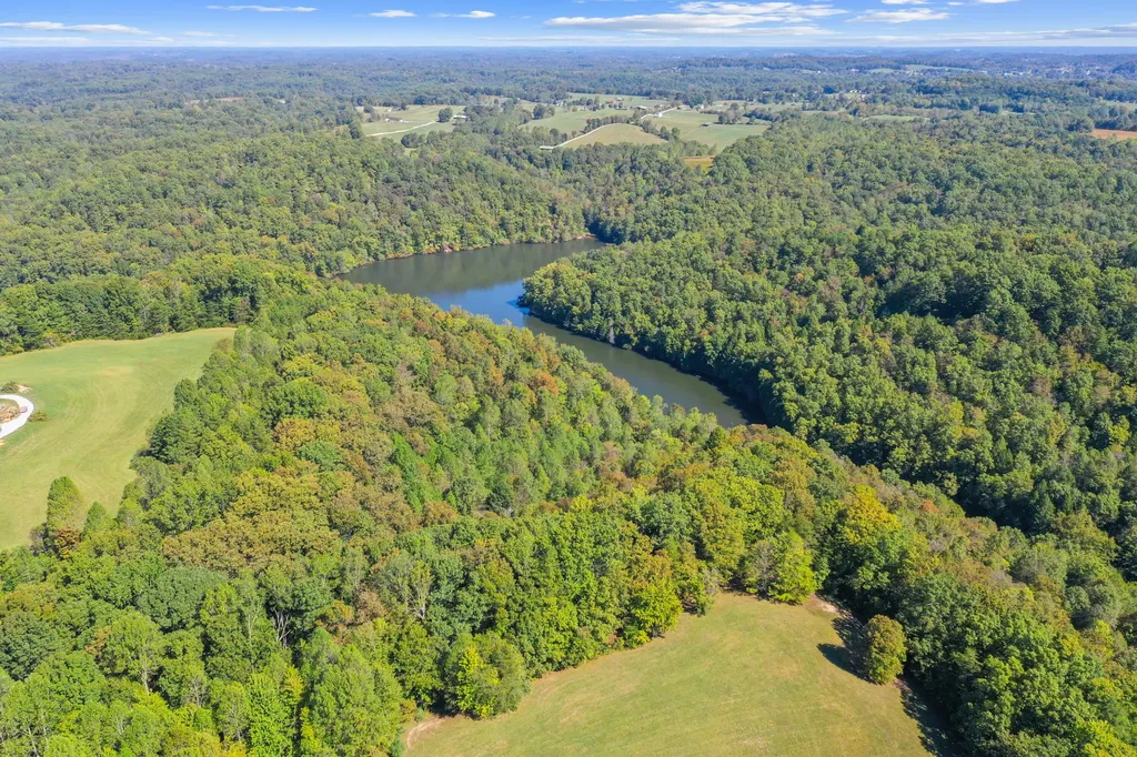 9999 Cabin Creek Road Drive London KY 40741