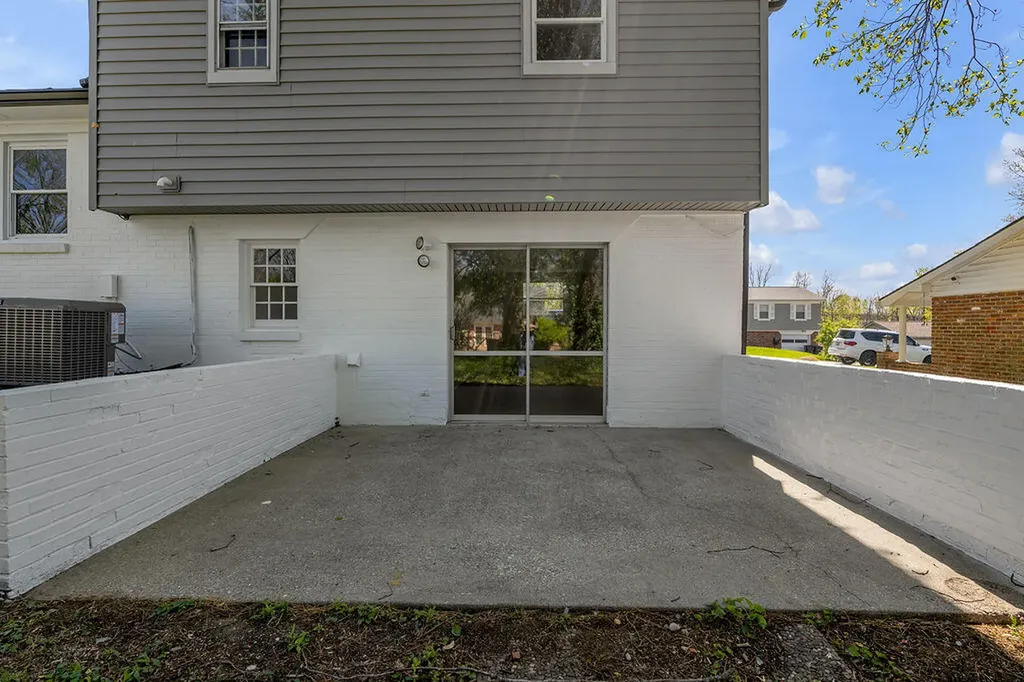 310 Esperanza Drive Frankfort KY 40601
