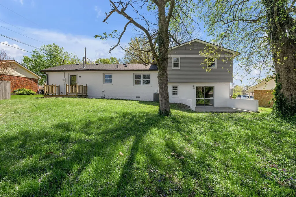310 Esperanza Drive Frankfort KY 40601