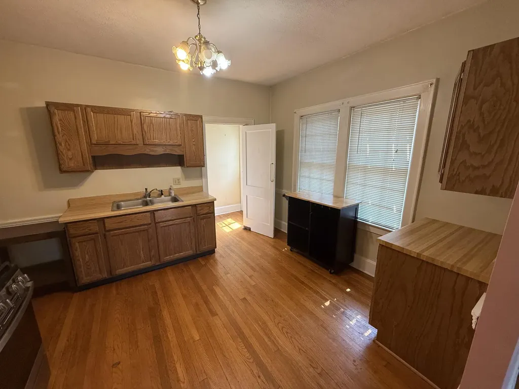 608 Kastle Road Lexington KY 40502