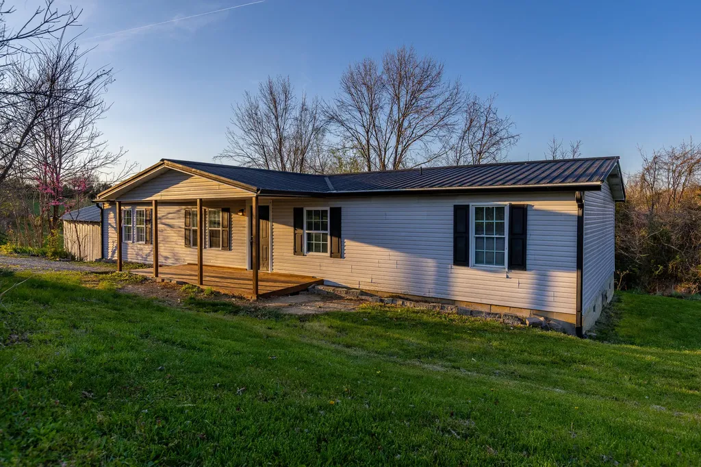 262 Oak Ridge Road Cynthiana KY 41031