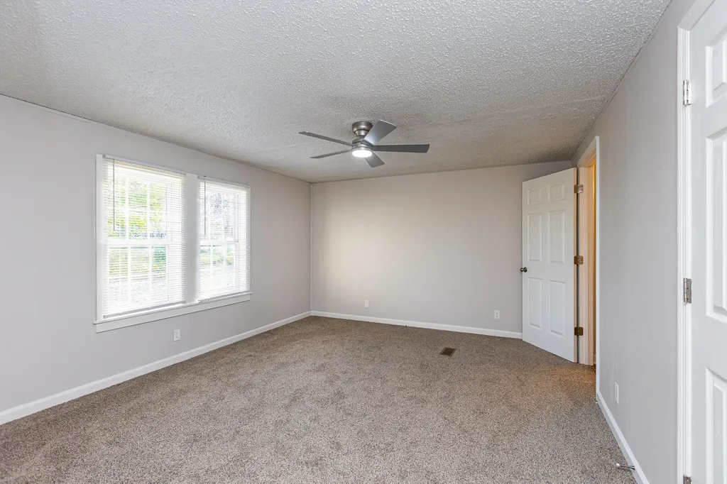 262 Oak Ridge Road Cynthiana KY 41031