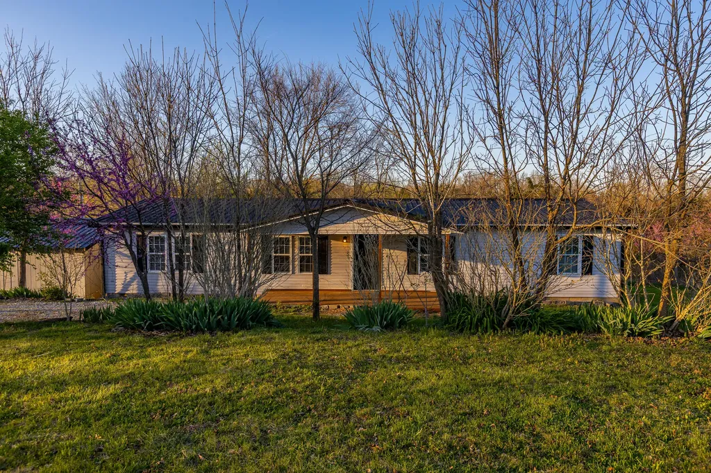 262 Oak Ridge Road Cynthiana KY 41031