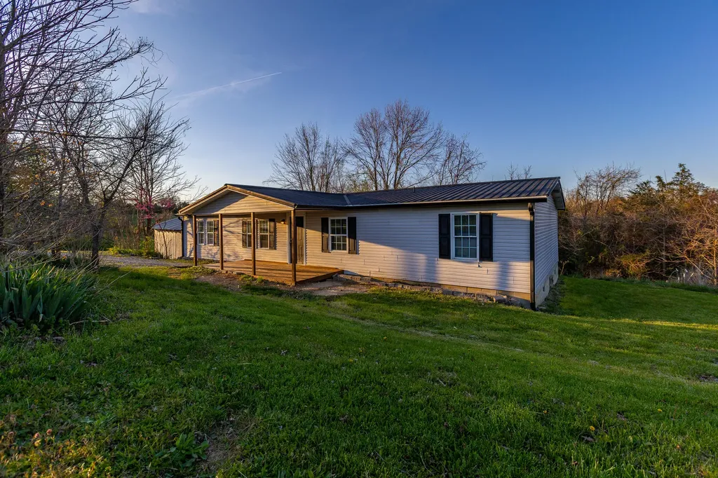 262 Oak Ridge Road Cynthiana KY 41031