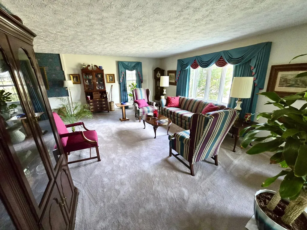 4027 Whitemark Court Lexington KY 40516