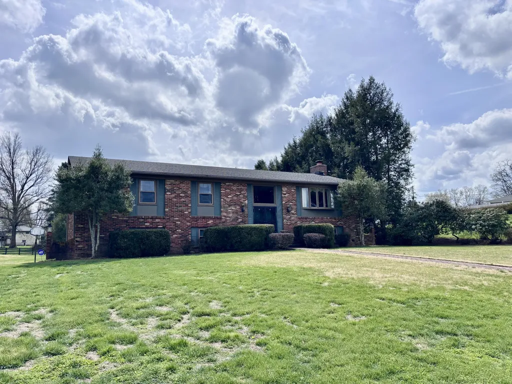 4027 Whitemark Court Lexington KY 40516
