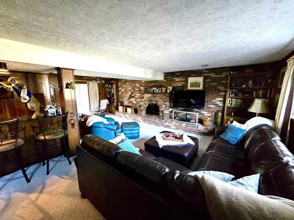 4027 Whitemark Court Lexington KY 40516