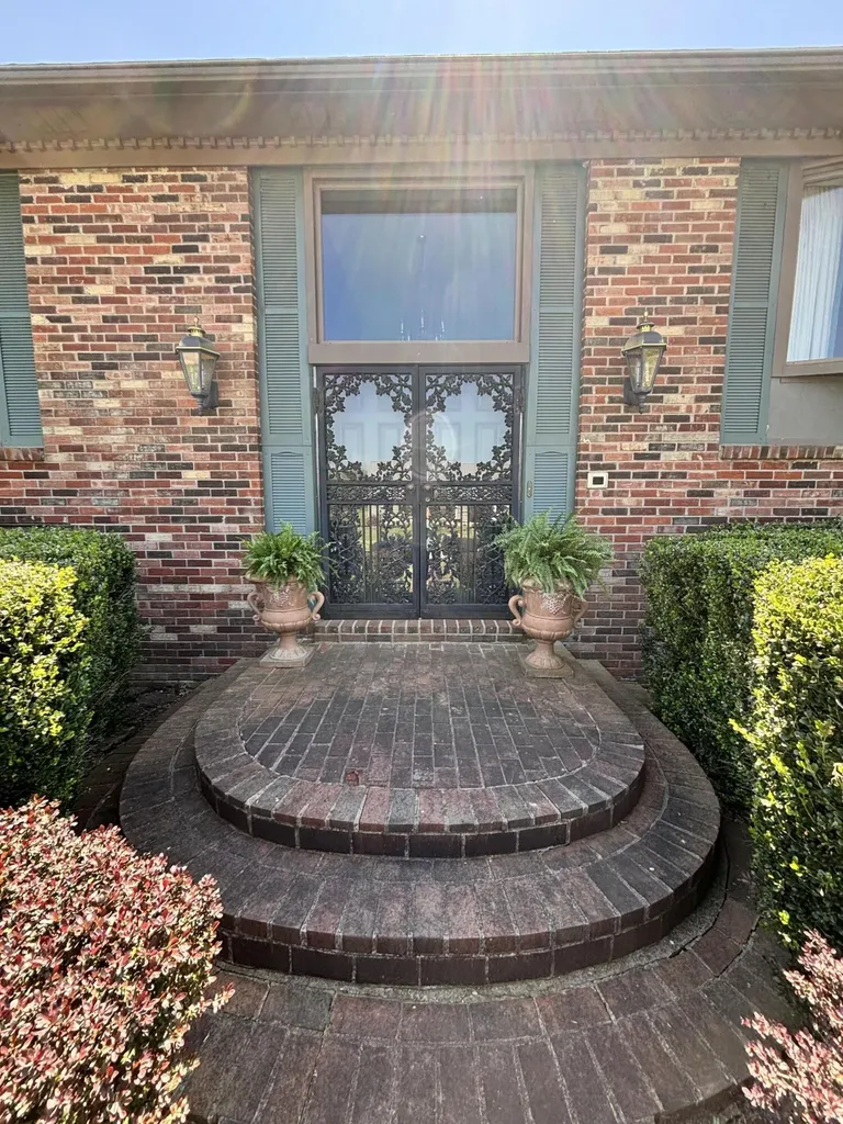 4027 Whitemark Court Lexington KY 40516