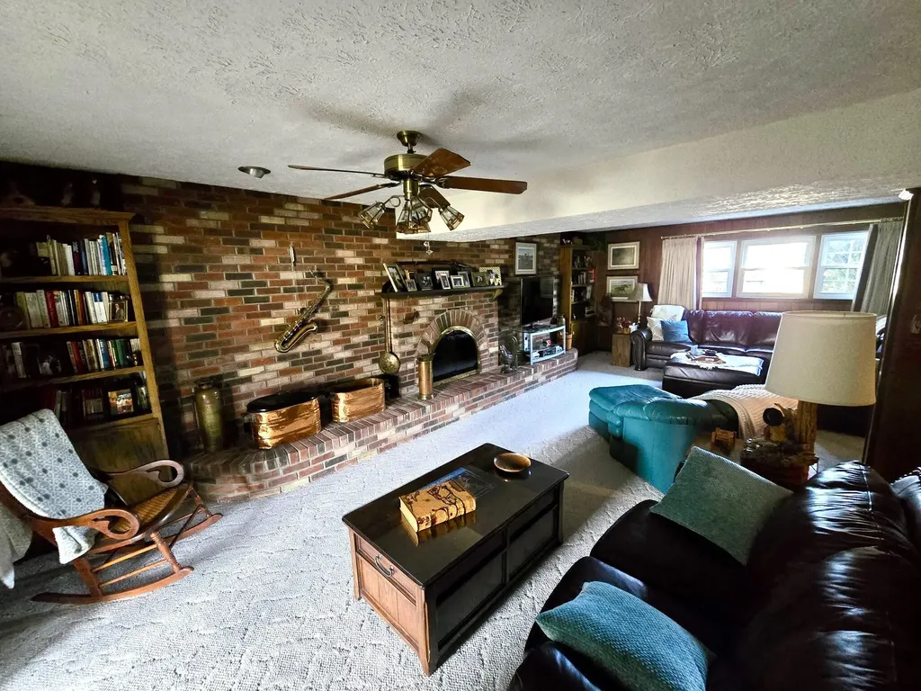 4027 Whitemark Court Lexington KY 40516