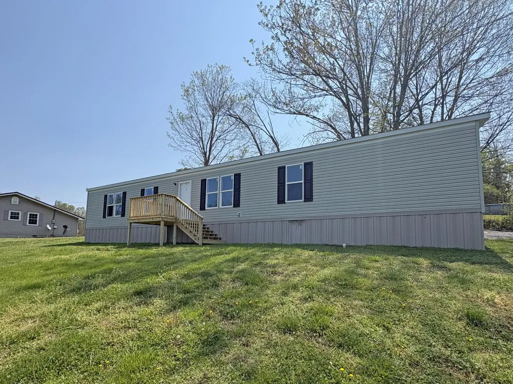 22 Cowbell Avenue Williamsburg KY 40769