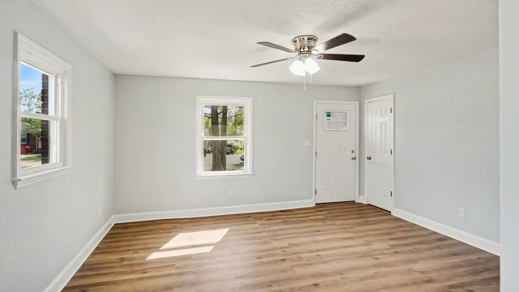 120 Lynnwood Drive Frankfort KY 40601