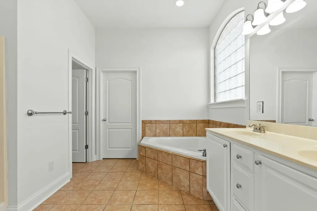 502 Regency Circle Richmond KY 40475