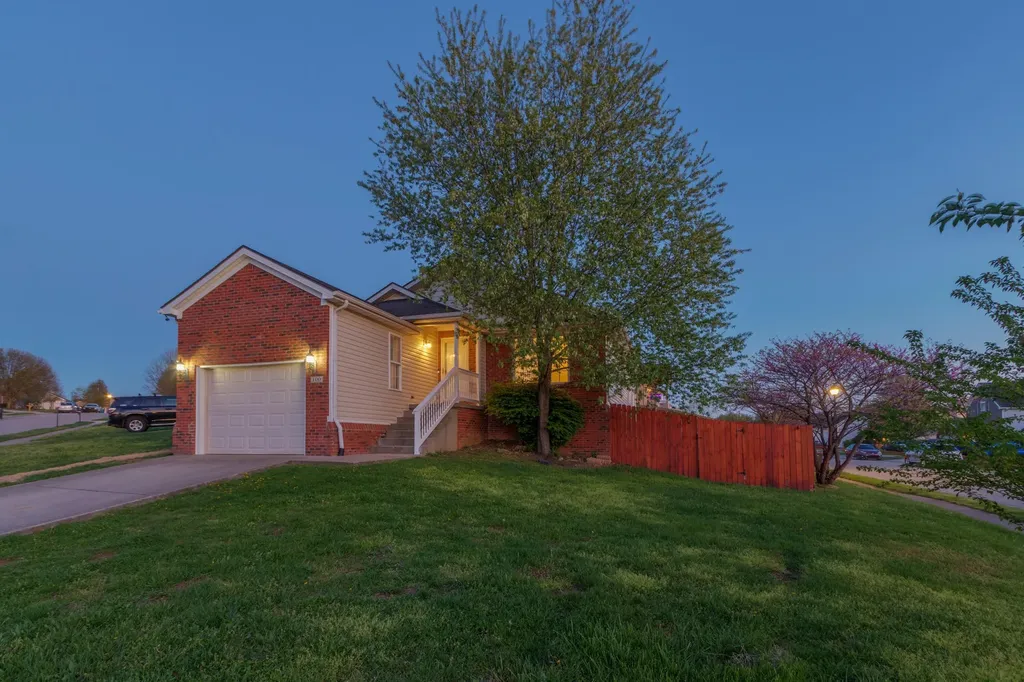 100 Santa Monica Drive Georgetown KY 40324