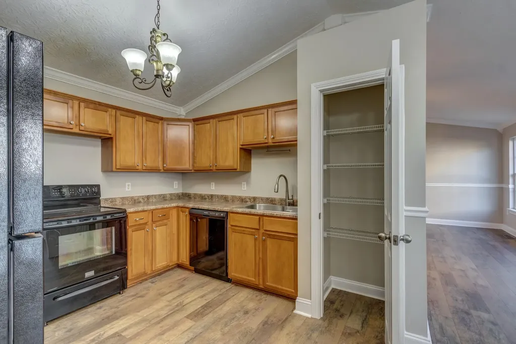 100 Santa Monica Drive Georgetown KY 40324