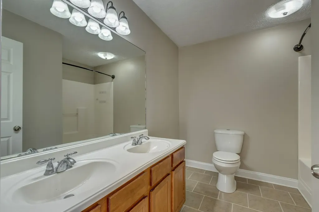 100 Santa Monica Drive Georgetown KY 40324