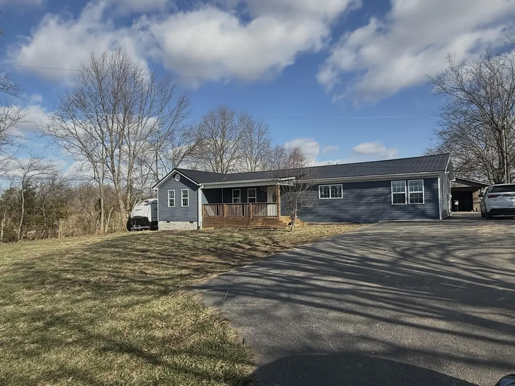 3493 Cartersville Road Paint Lick KY 40461