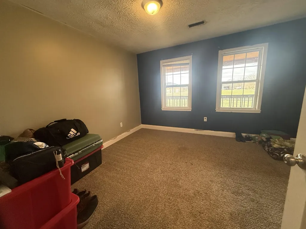 3493 Cartersville Road Paint Lick KY 40461