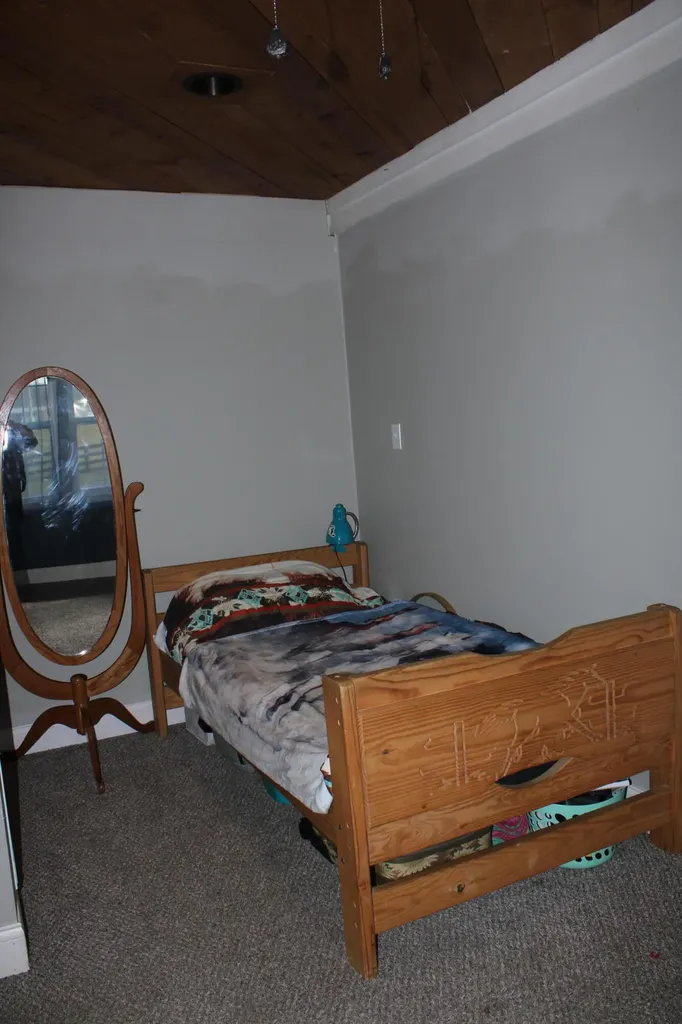 3493 Cartersville Road Paint Lick KY 40461