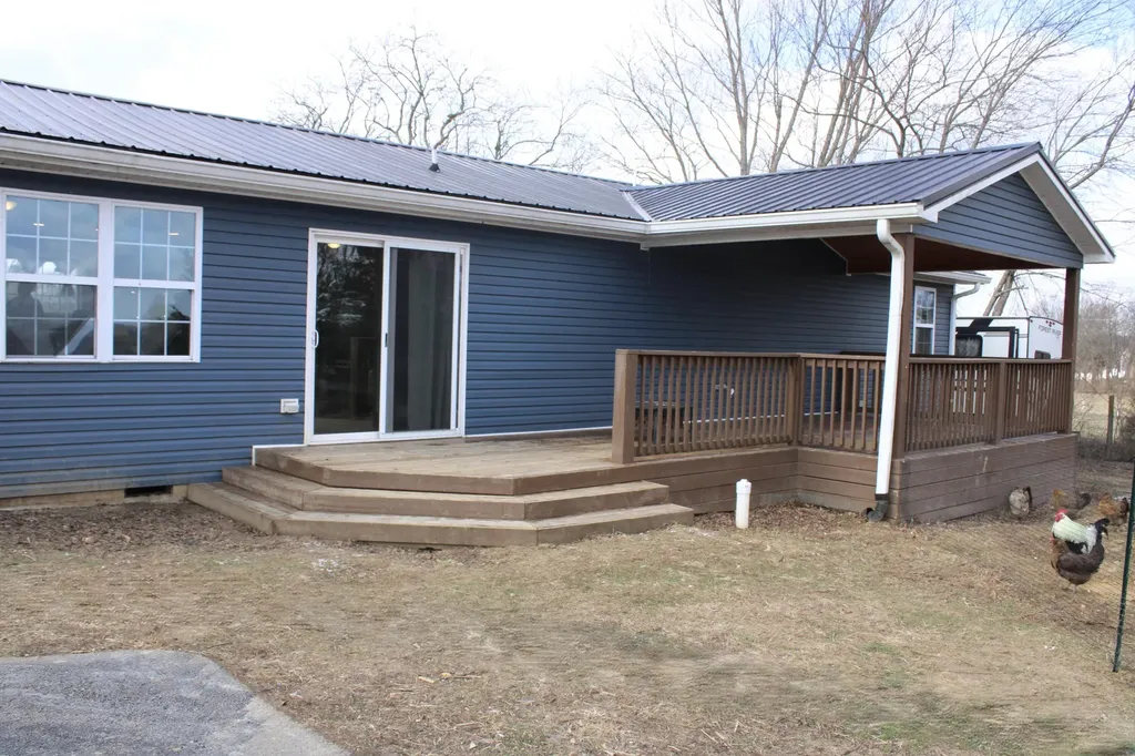 3493 Cartersville Road Paint Lick KY 40461