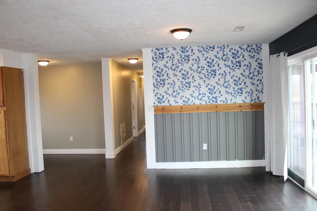 3493 Cartersville Road Paint Lick KY 40461