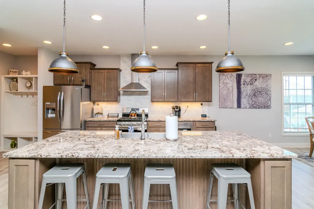 3683 Bay Springs Park Lexington KY 40509
