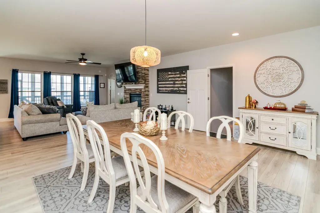 3683 Bay Springs Park Lexington KY 40509