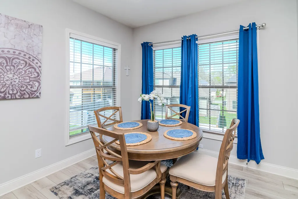 3683 Bay Springs Park Lexington KY 40509