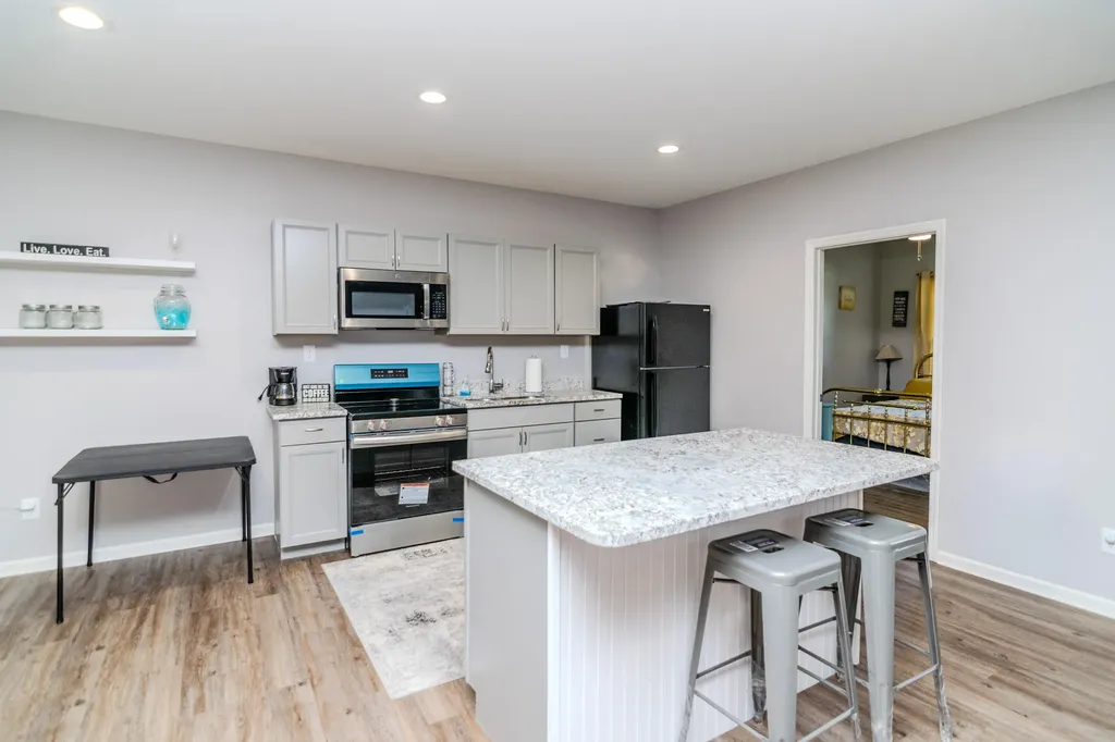 3683 Bay Springs Park Lexington KY 40509