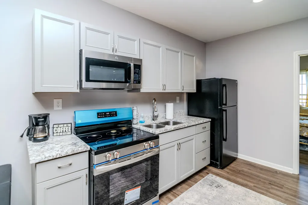 3683 Bay Springs Park Lexington KY 40509
