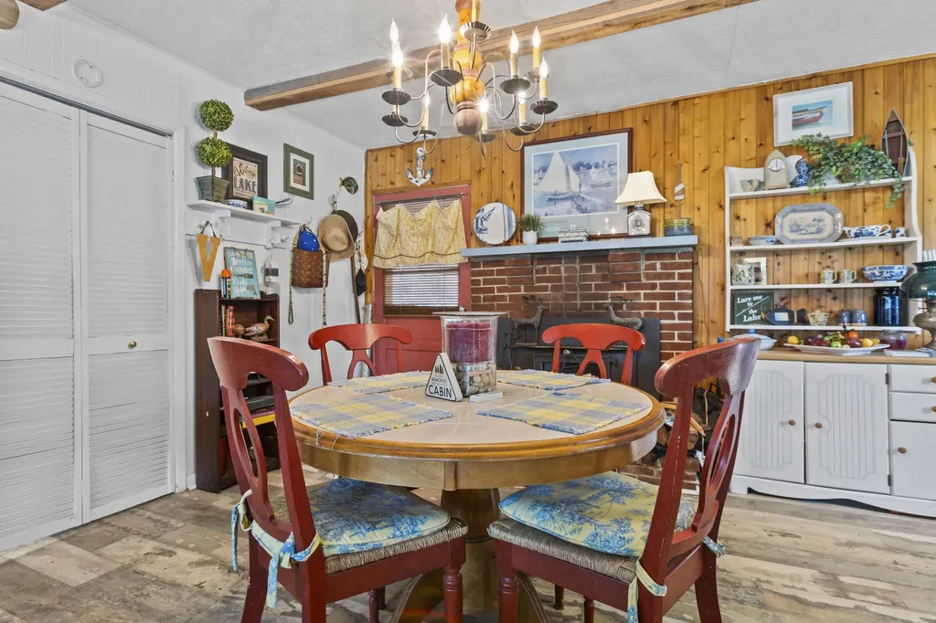 1810 Calk Lake Road Jeffersonville KY 40337
