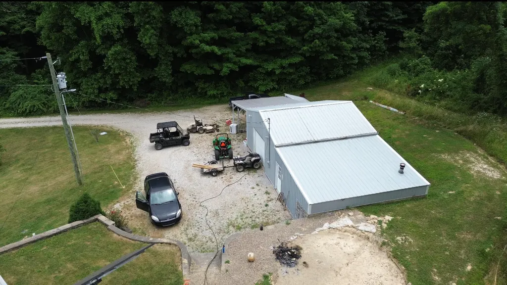 1538 May Hollow Road Tollesboro KY 41189