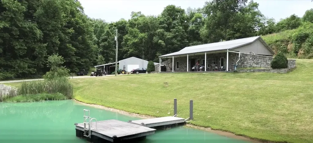 1538 May Hollow Road Tollesboro KY 41189